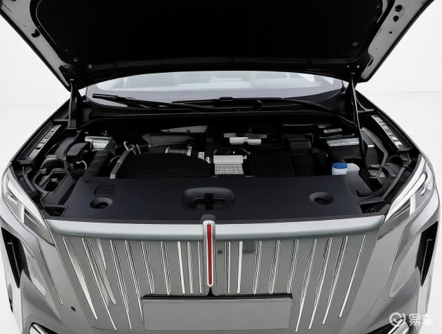 红旗HS6：中大型SUV新标杆，家用车的奢华体验