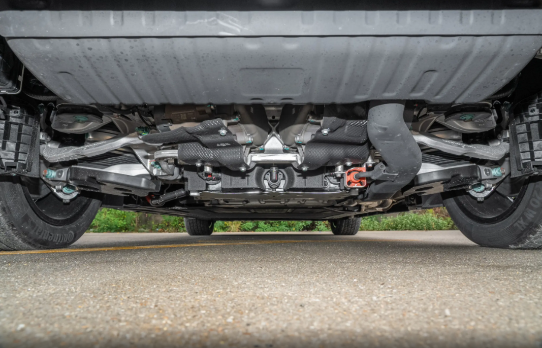 各卖各的?都是中大型SUV,腾势N8L只卖29.98万起