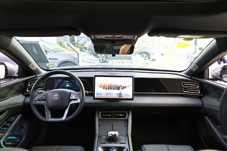 插混带“T” 舒适有加 风云A8L与秦L谁更适合家用？