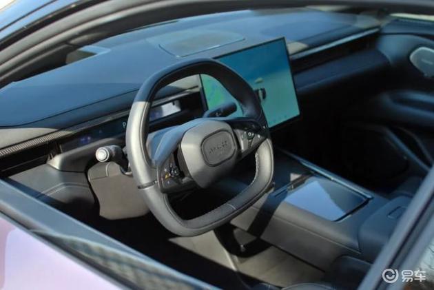 运动与家用的完美平衡——试驾领克10 EM-P