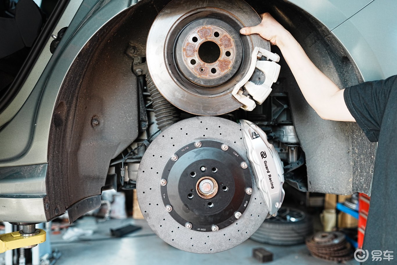 极氪001升级Guard Racing碳陶刹车套装！
