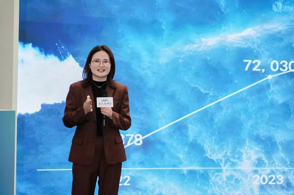 “同梦同轮・World Tour 2.0”―― 新吉奥房车全球战略商务大会圆满举行