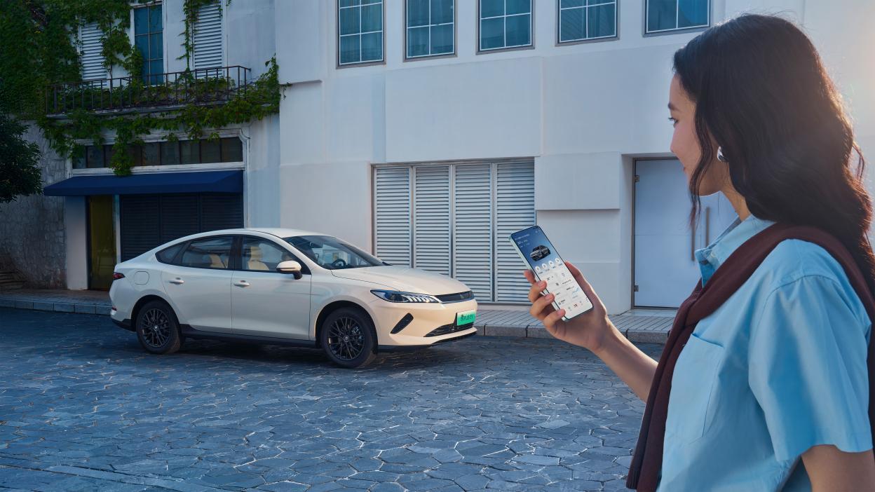 家轿冠军国庆献礼 第二代秦PLUS上新6.98万元起