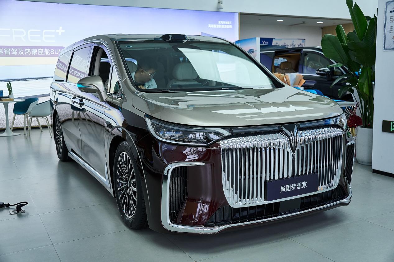 销量输给腾势D9,但我为什么还劝你买他?