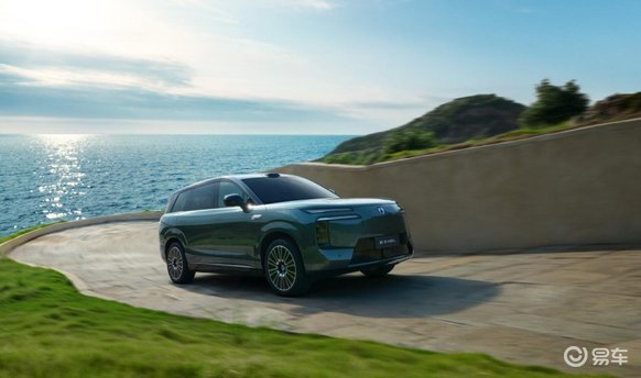 全系标配易三方、云辇-A 腾势N8L售价29.98万起