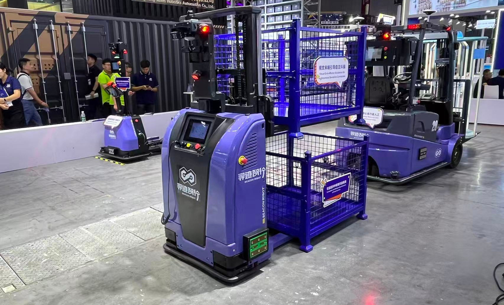 寻迹智行,工博会现场太火爆了!